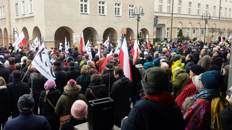 "Obrońmy ład konstytucyjny" - manifestacja w Opolu 13.03.2016